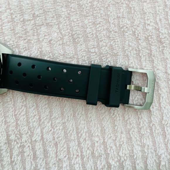 🚫SOLD🚫 Tag Heuer Men Formula 1 Chronograph Watch - Picture 6 of 11